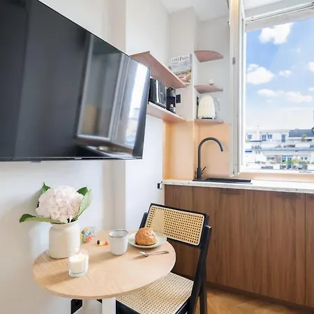 Chic 16 Auteuil Paris