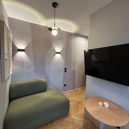 Chic 16 Auteuil Paris