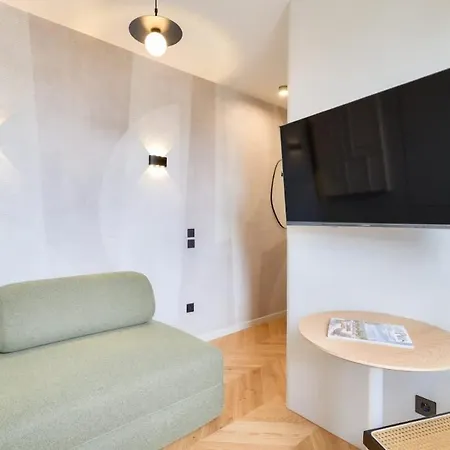 Chic 16 Auteuil * Paris